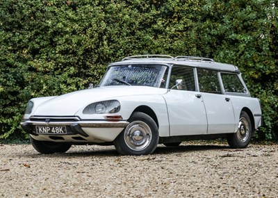 Lot 234 - 1971 Citroën DS Safari