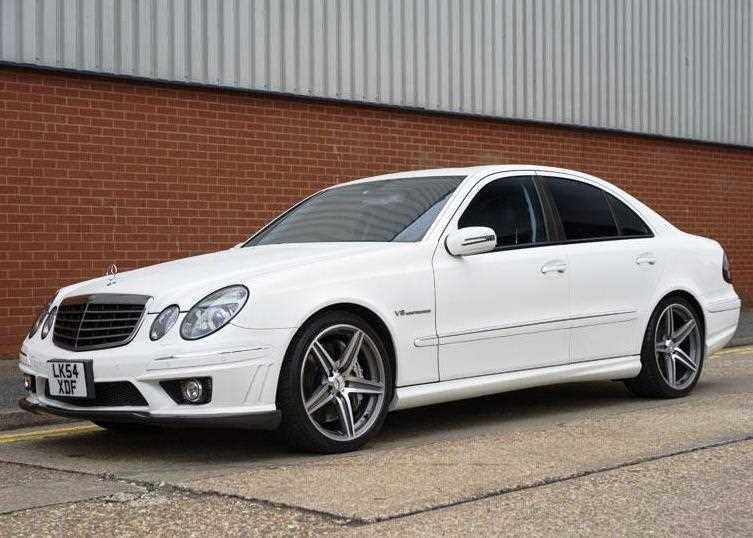 Lot 125 - 2005 Mercedes-Benz  E55 AMG