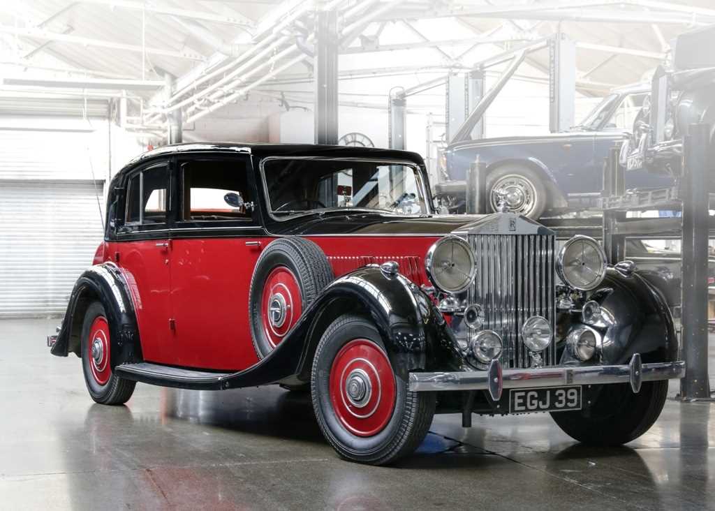 Click for high resolution Lot 179 - 1937 Rolls-Royce Phantom III Sports Saloon by Barker