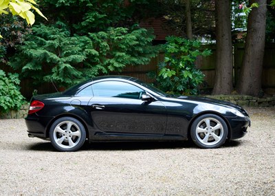 Lot 249 - 2004 Mercedes-Benz SLK350