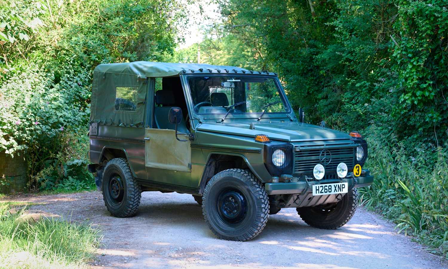 Lot 280 - 1990 Mercedes-Benz G240D