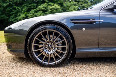 Lot 118 - 2005 Aston Martin DB9