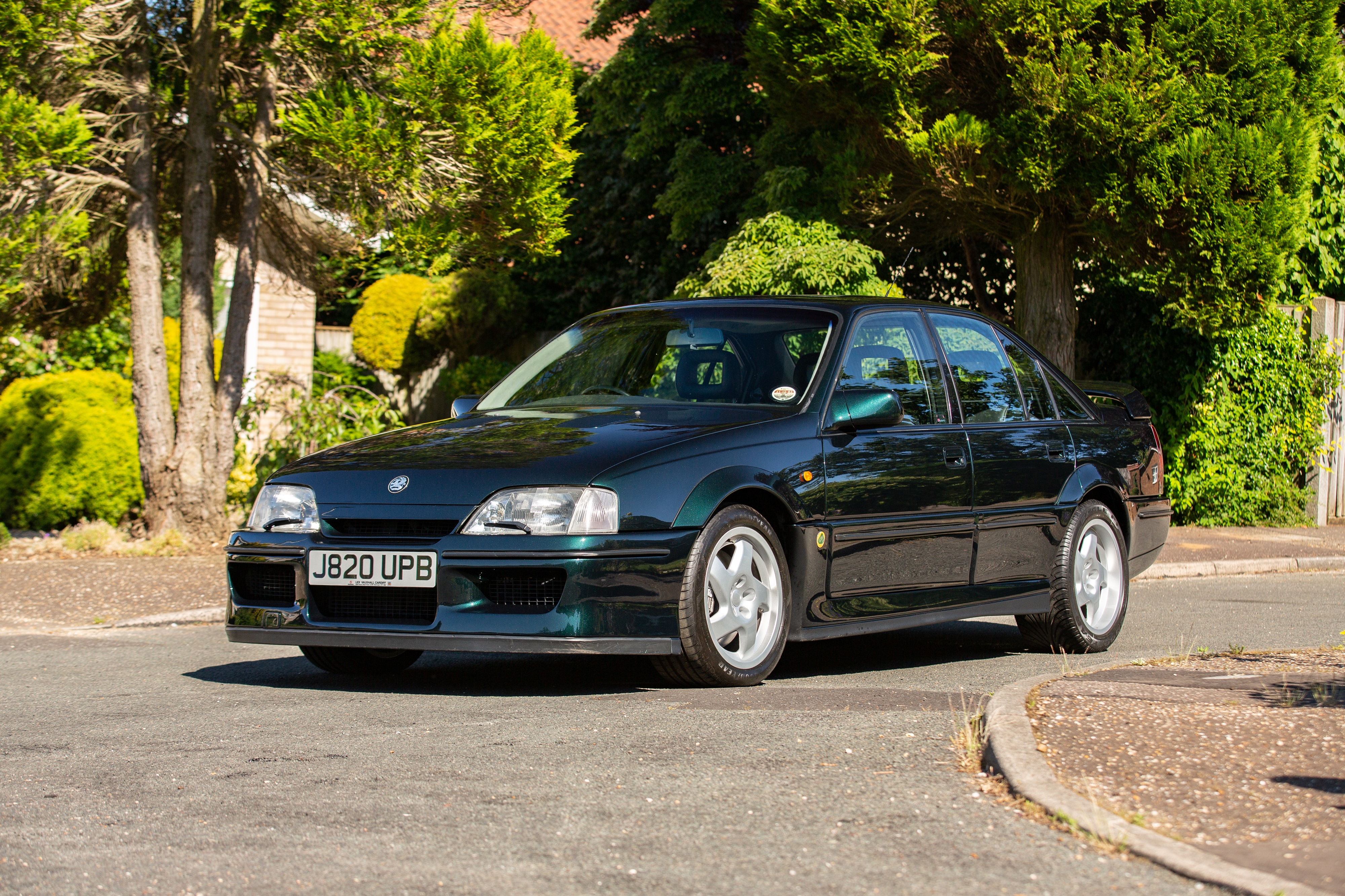 Lot 233 - 1992 Vauxhall Lotus Carlton