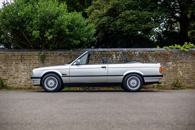 Lot 189 - 1993 BMW 318i LUX Convertible