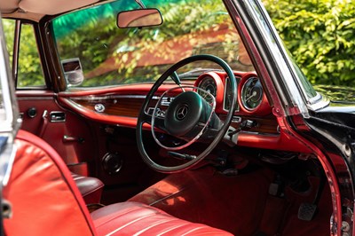 Lot 141 - 1968 Mercedes-Benz 280 SE Coupé