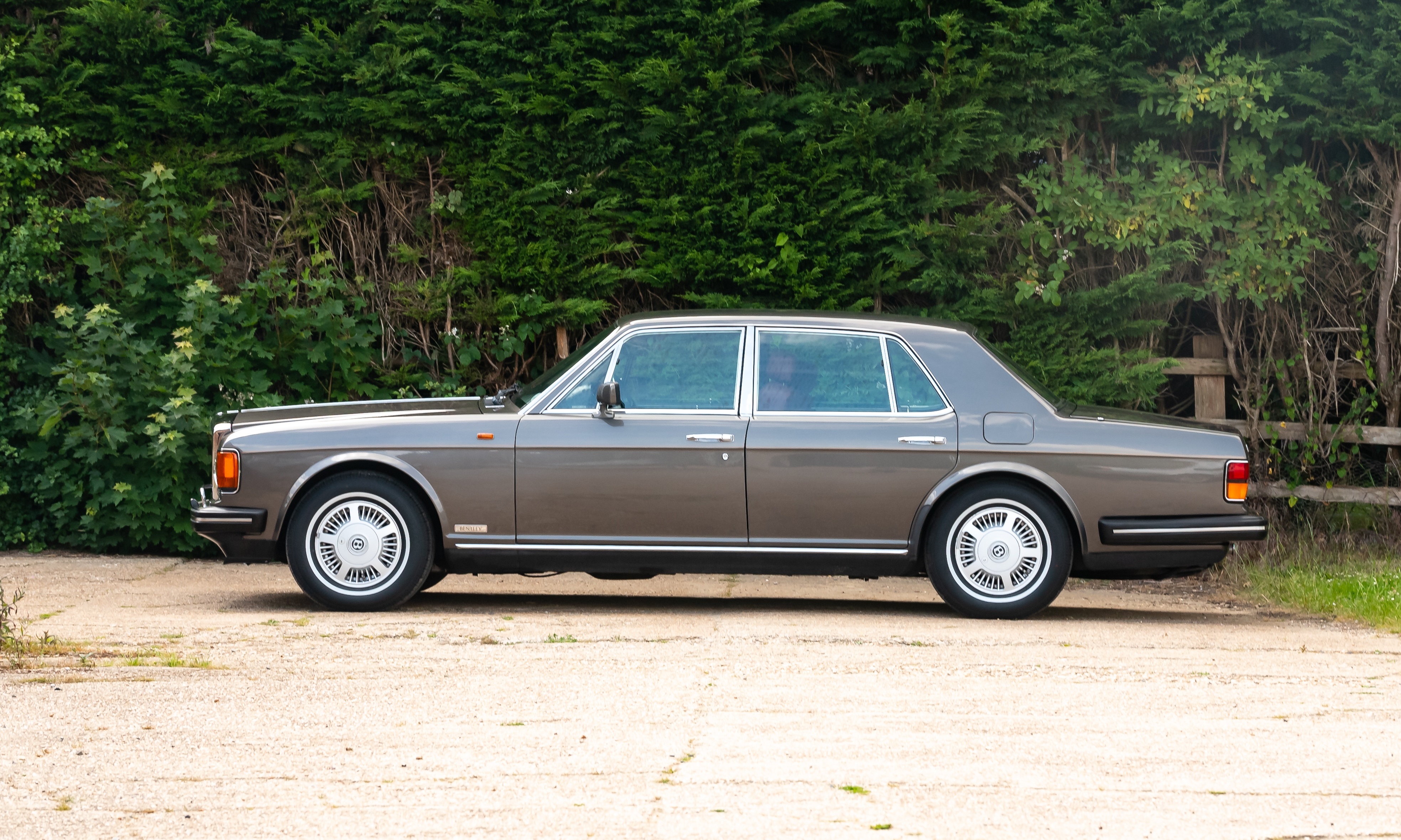 Lot 286 - 1990 Bentley Eight