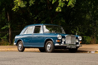 Lot 101 - 1966 Austin Princess 1100 Vanden Plas