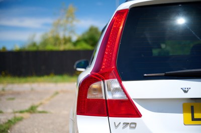 Lot 257 - 2007 Volvo V70 3.2 SE