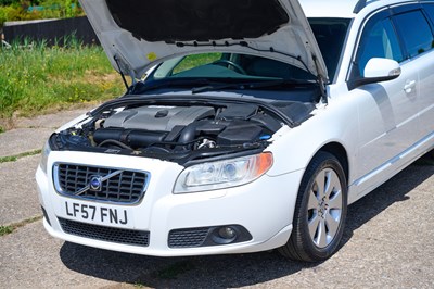 Lot 257 - 2007 Volvo V70 3.2 SE