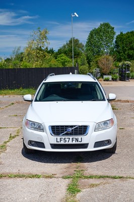 Lot 257 - 2007 Volvo V70 3.2 SE