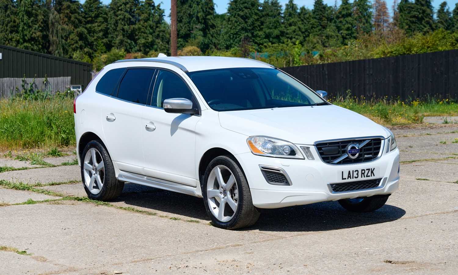 Lot 104 - 2013 Volvo XC60 T5 R Design