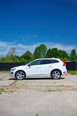 Lot 104 - 2013 Volvo XC60 T5 R Design