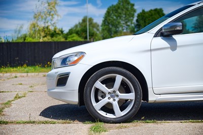 Lot 104 - 2013 Volvo XC60 T5 R Design