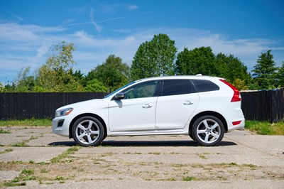 Lot 104 - 2013 Volvo XC60 T5 R Design