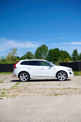 Lot 104 - 2013 Volvo XC60 T5 R Design