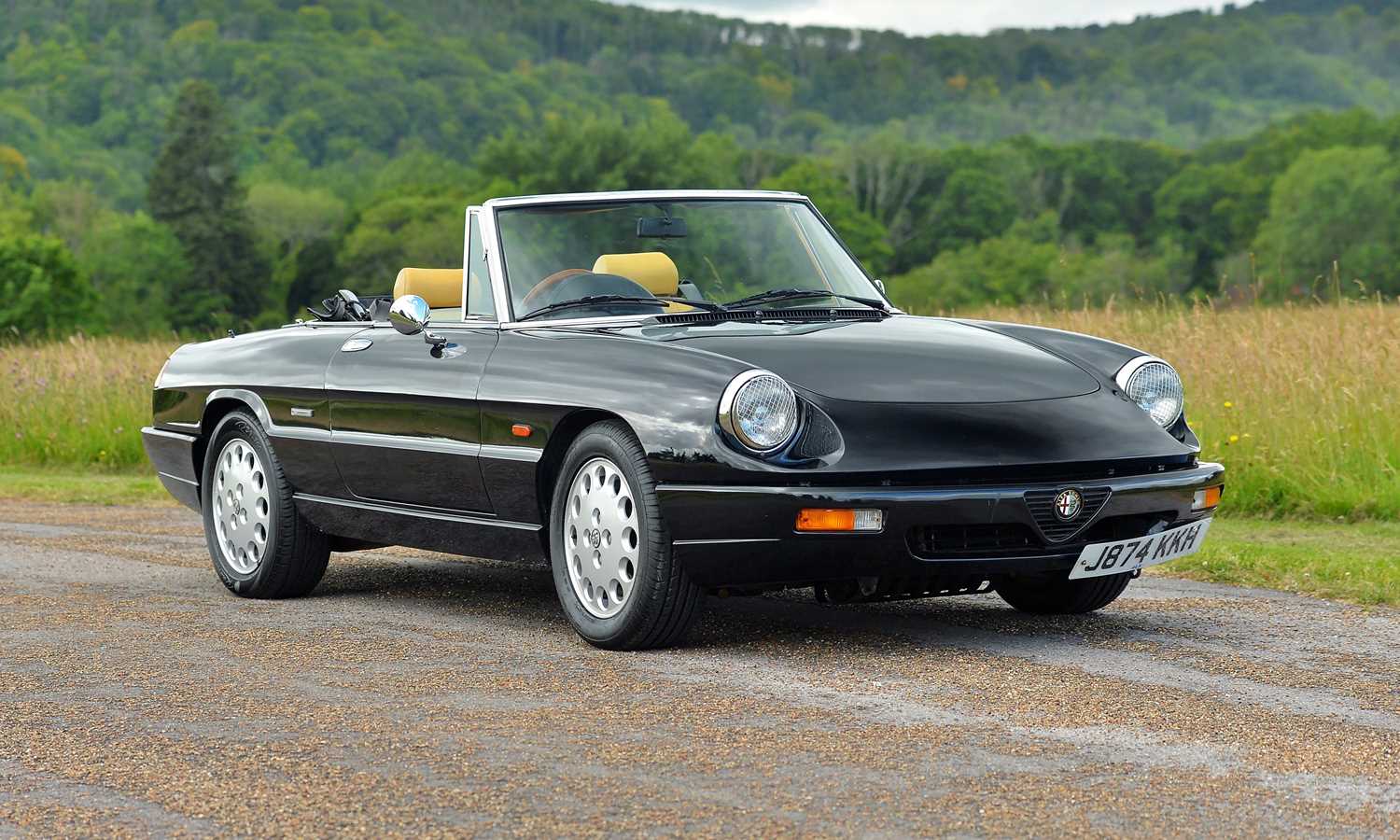 Lot 152 - 1992 Alfa Romeo Spider S4