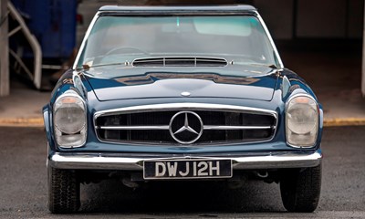 Lot 153 - 1970 Mercedes-Benz 280 SL Pagoda