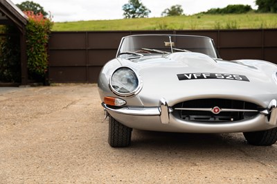 Lot 232 - 1962 Jaguar E-Type S1 Roadster