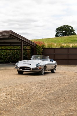 Lot 232 - 1962 Jaguar E-Type S1 Roadster