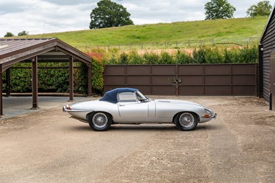 Lot 232 - 1962 Jaguar E-Type S1 Roadster