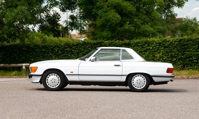 Lot 275 - 1989 Mercedes-Benz 300SL