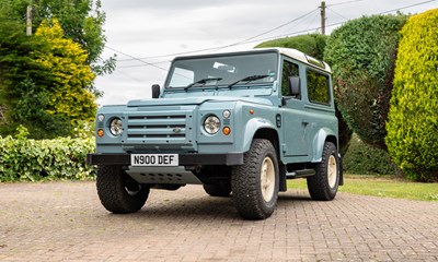 Lot 242 - 2002 Land Rover 90 Defender Overfinch