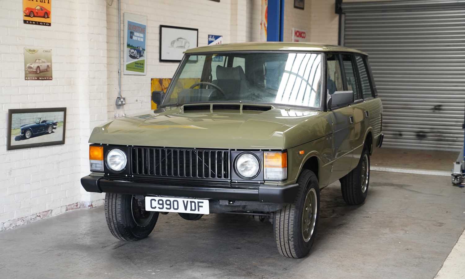 Lot 267 - 1985 Range Rover EFi