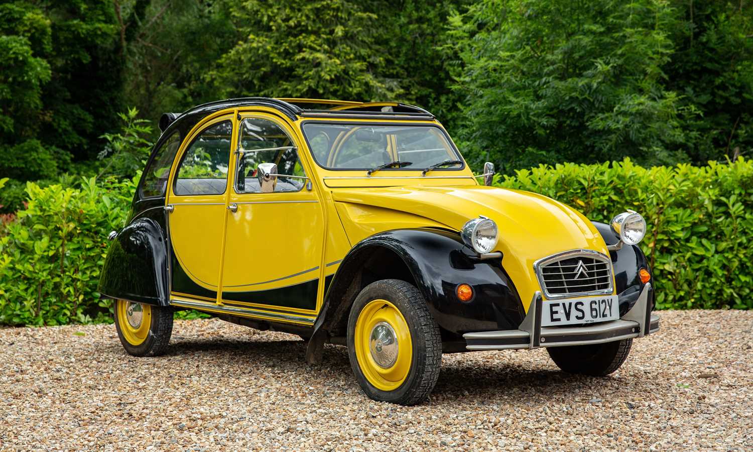 Lot 112 - 1982 Citroën 2CV Charleston