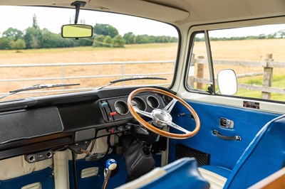 Lot 224 - 1971 Volkswagen Camper