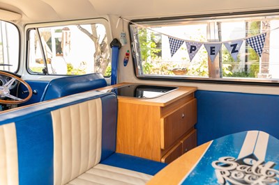 Lot 224 - 1971 Volkswagen Camper