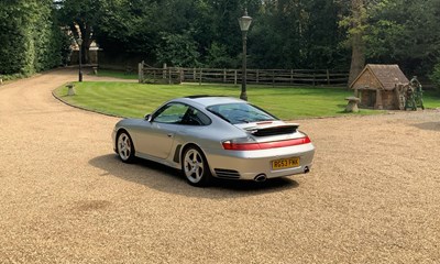 Lot 220 - 2003 Porsche 911 / 996 Carrera 4S