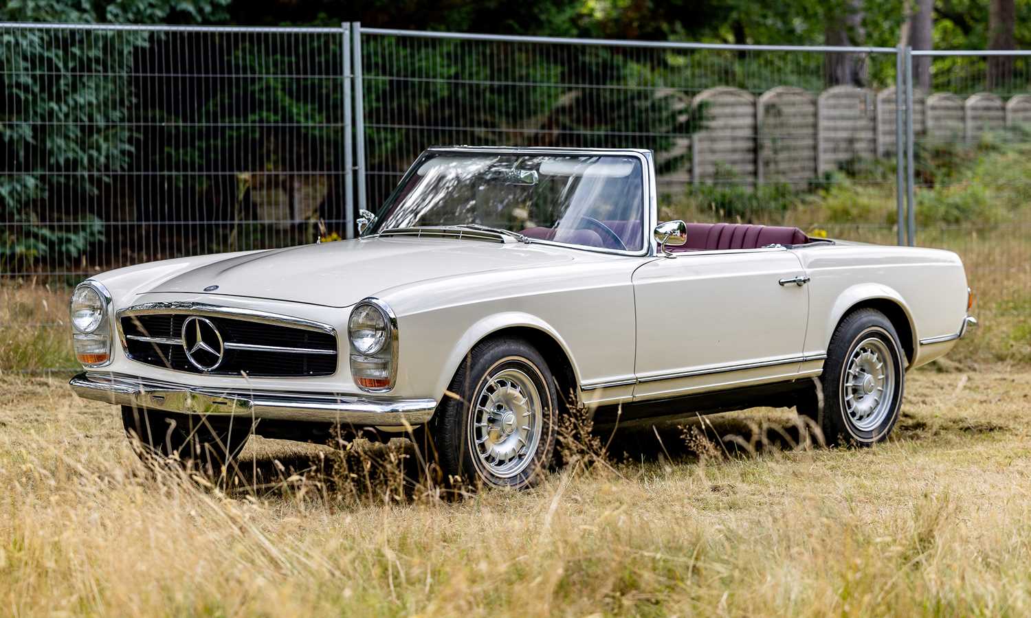 Lot 179 - 1967 Mercedes-Benz 250SL