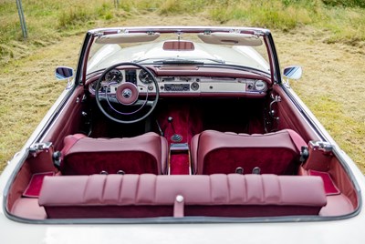 Lot 179 - 1967 Mercedes-Benz 250SL