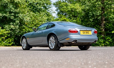 Lot 176 - 2003 Jaguar XKR (4.2 litre)