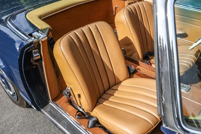 Lot 207 - 1966 Mercedes-Benz 230 SL Pagoda