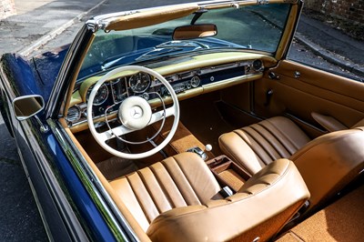 Lot 207 - 1966 Mercedes-Benz 230 SL Pagoda