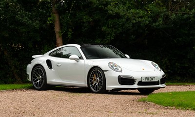 Lot 228 - 2014 Porsche 911 / 991.1 Turbo S