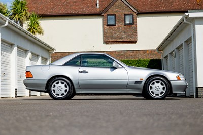 Lot 249 - 1995 Mercedes-Benz 500 SL