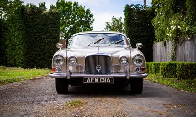 Lot 142 - 1963 Jaguar Mk. X Saloon