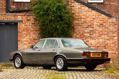 Lot 216 - 1992 Daimler Double-Six