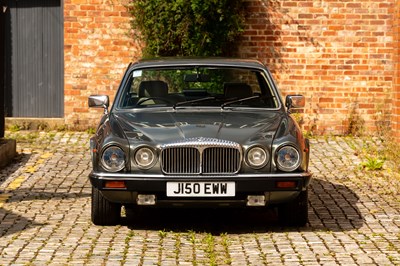 Lot 216 - 1992 Daimler Double-Six