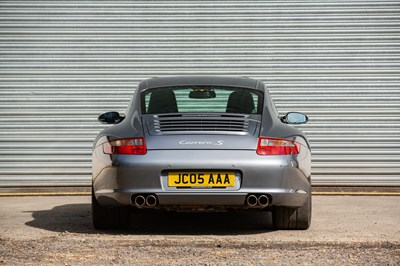 Lot 225 - 2005 Porsche 911 Carrera 2S (997)