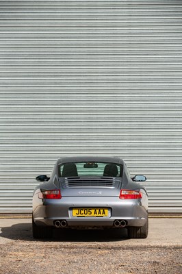 Lot 225 - 2005 Porsche 911 Carrera 2S (997)