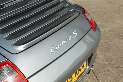 Lot 225 - 2005 Porsche 911 Carrera 2S (997)