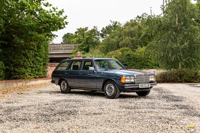 Lot 203 - 1987 Mercedes-Benz 280TE Estate