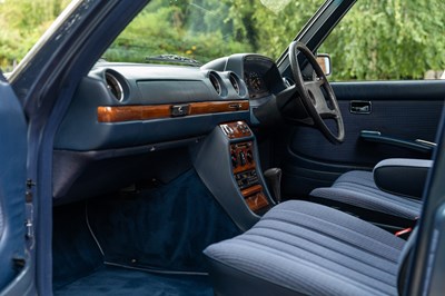 Lot 203 - 1987 Mercedes-Benz 280TE Estate