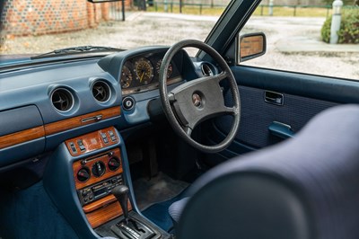 Lot 203 - 1987 Mercedes-Benz 280TE Estate