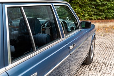 Lot 203 - 1987 Mercedes-Benz 280TE Estate