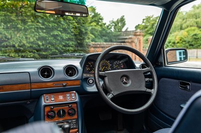 Lot 203 - 1987 Mercedes-Benz 280TE Estate