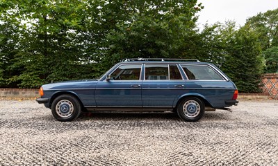 Lot 203 - 1987 Mercedes-Benz 280TE Estate